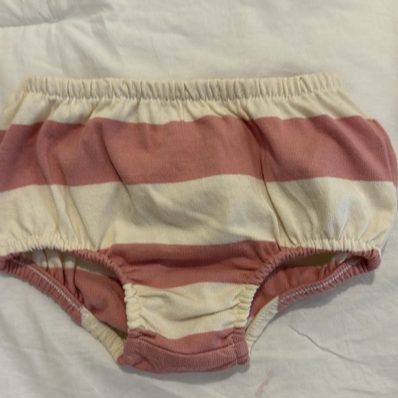 Baby girl Ralph Lauren collection. Very gently used:6 pieces in great condition - Picture 3 of 11